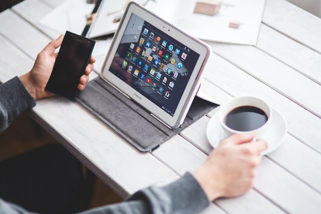 How to Transfer Data from Android to Android